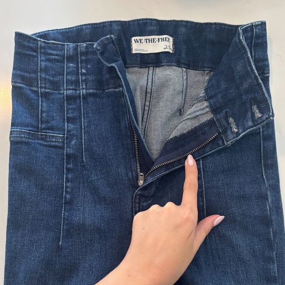 We The Free Jayde Flare Jeans - Sz 25 - Picture 6 of 6